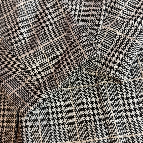Max Studio Black, White Plaid Knit blazer - Picture 3 of 5